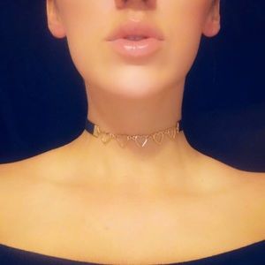 Black and gold heart choker